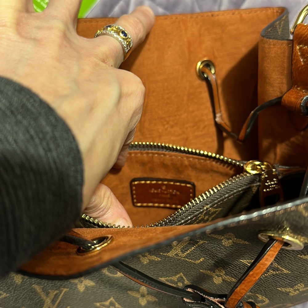 Bucket bag - Picture 5 of 8